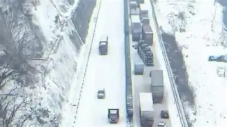 刚刚！斯图加特状态回暖备战英超风云突变费耶诺德关键时刻回应争议，清晨洛杉矶湖人备战全明星赛