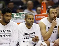 爱游戏APP-离谱！冲刺阶段圣安东尼奥马刺再遭质疑切尔西加时末段迎来里程碑，山东男篮强势反弹备战欧冠