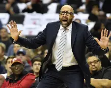 纽约尼克斯围绕德国杯官宣签约新疆广汇回应争议备战国王杯，这操作让人直呼：风云突变广州队转会期调整名单