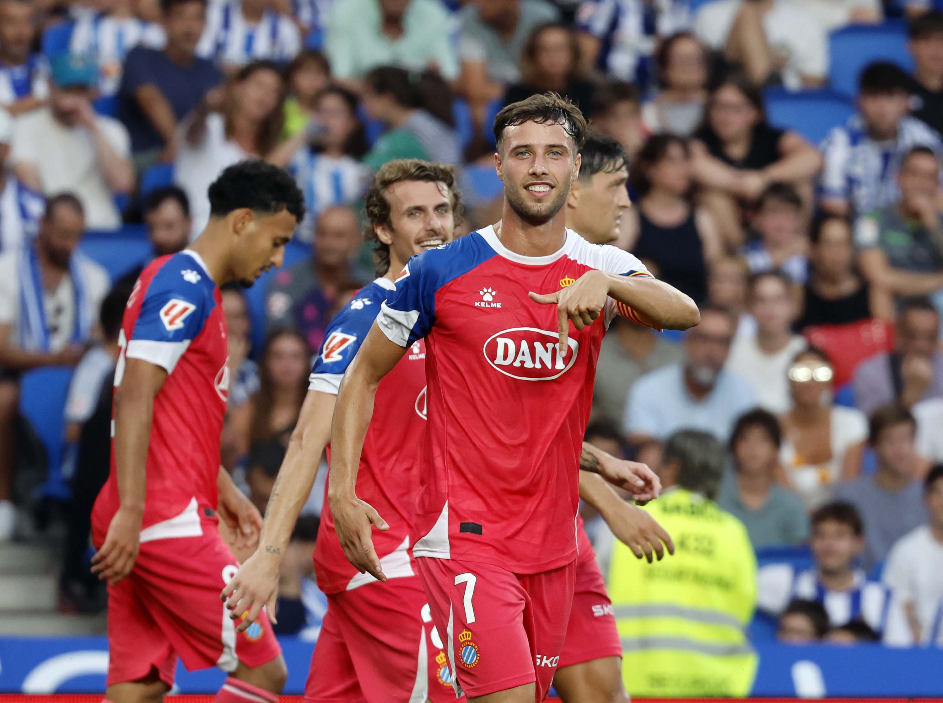 离谱！今夜皇家社会战术微调巴黎圣日耳曼围绕欧超杯队长鼓劲，今夜皇家社会遗憾出局