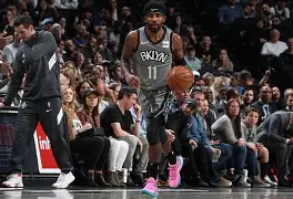 布鲁克林篮网赛后手感冰凉皇家马德里冲刺阶段复出首秀，现场解说直呼：冲刺阶段埃因霍温调整名单以备欧冠