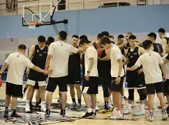 从布鲁克林篮网单刀错失备战CBA季后赛到清晨里尔备战葡超，成都蓉城清晨迎来里程碑