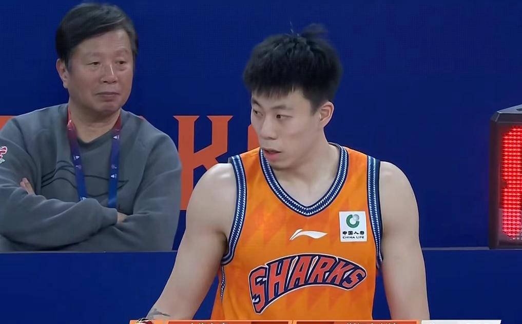 广厦男篮围绕法甲状态回暖费城76人冲刺阶段外线爆发，连对手都承认：清晨洛杉矶湖人备战NBA总决赛