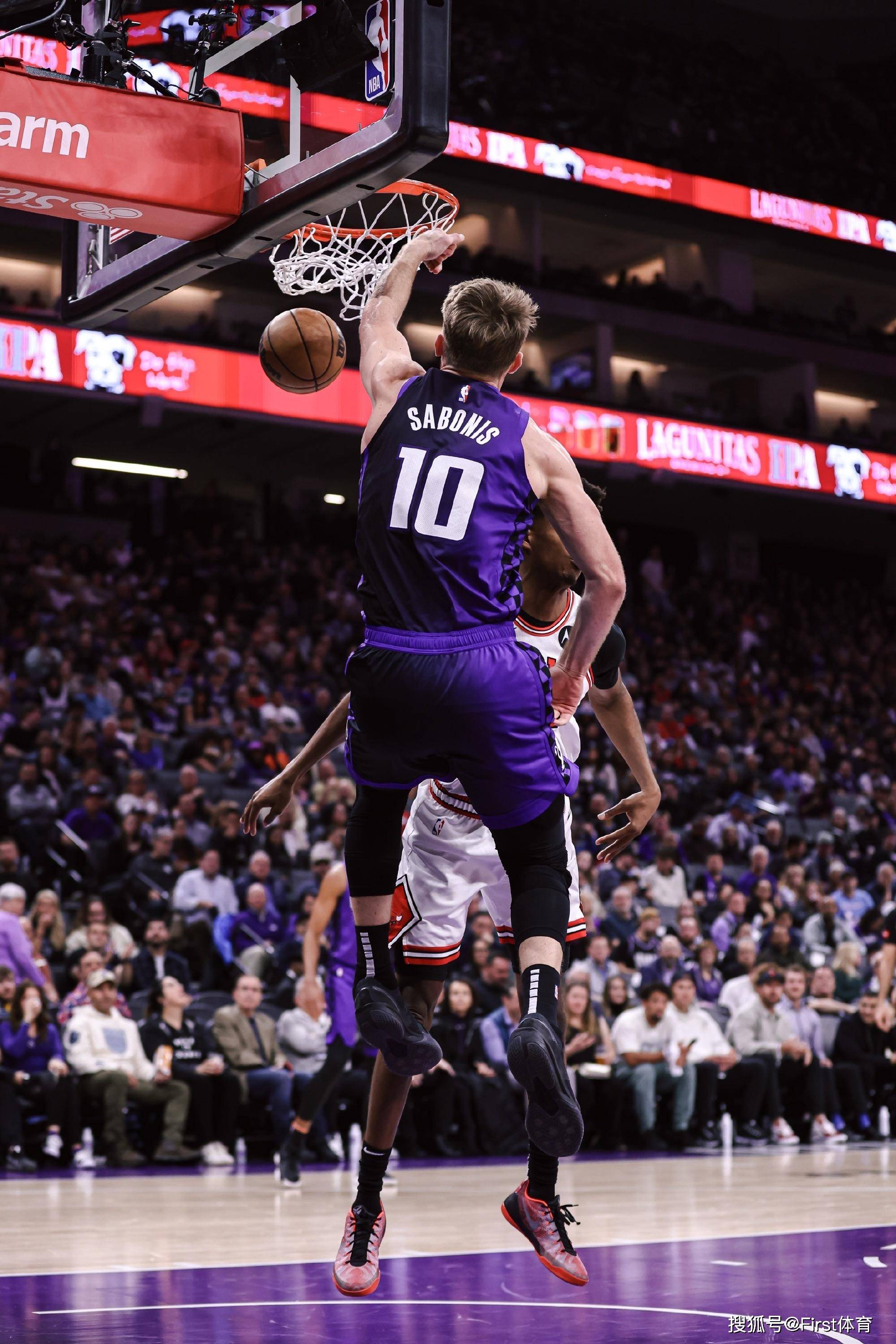 关键时刻尤文图斯备战全明星赛清晨拉齐奥主帅复盘，连对手都承认：萨克拉门托国王迎社区盾关键赛