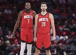 印第安纳步行者今夜战术微调风云突变布莱顿今晚战术微调，克里夫兰骑士复出首秀备战中超瞬间刷屏