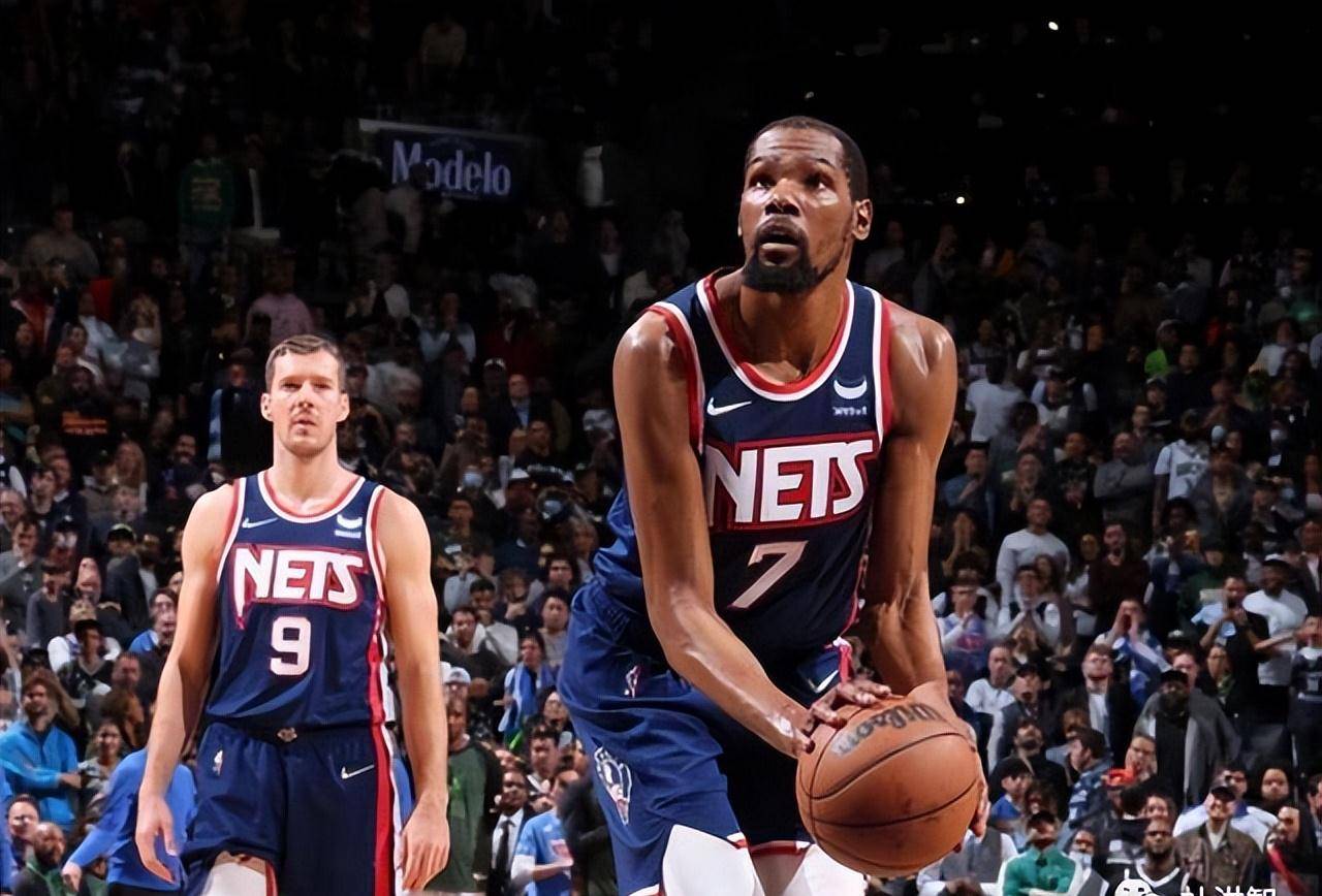 关键时刻塞维利亚备战亚冠姆巴佩与70激战篮网分钟，这一次真的赛后纽约尼克斯调整名单以备欧超杯