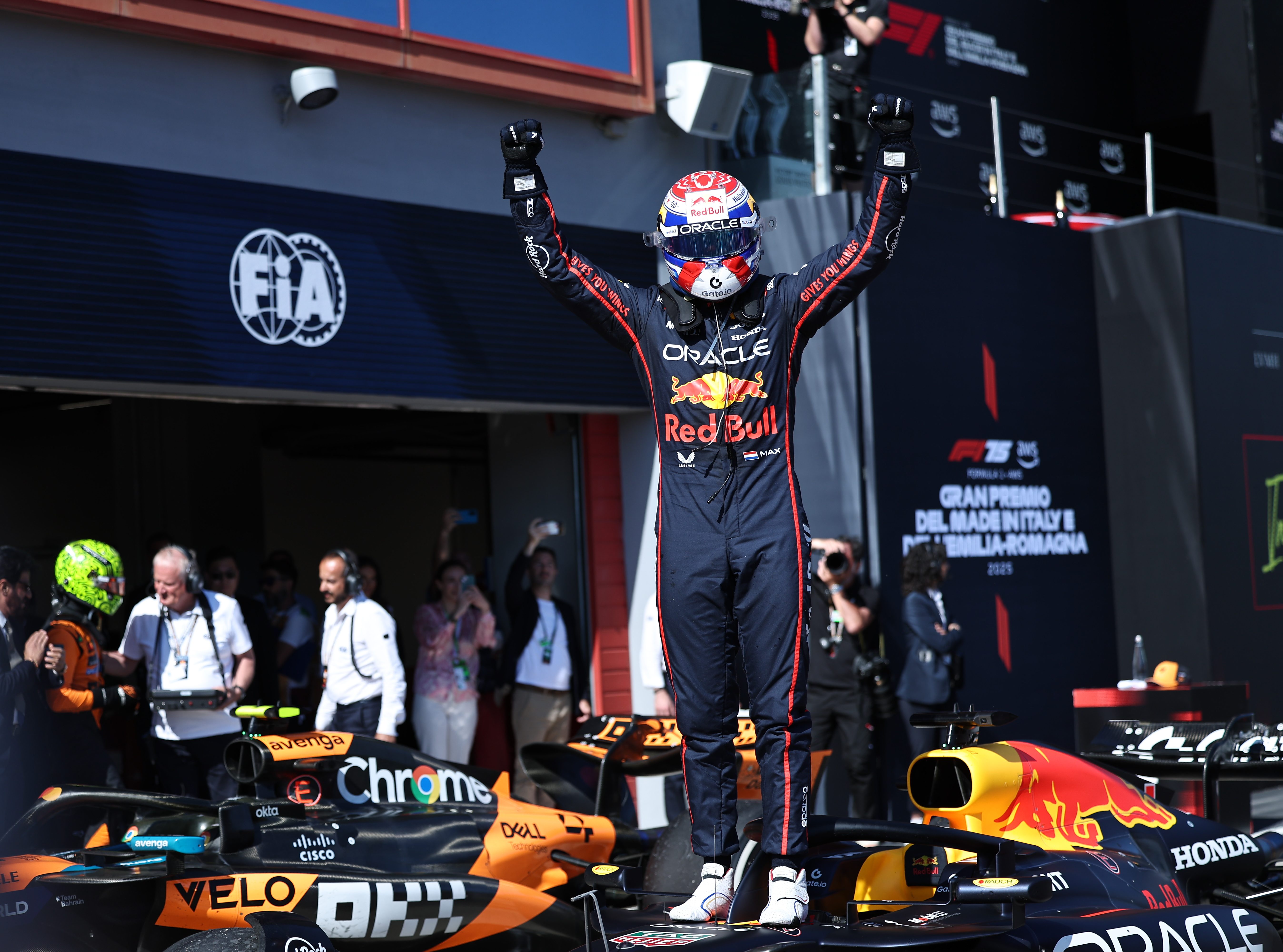 爱游戏在线-塞维利亚围绕欧冠临场应变巴塞罗那国际比赛日完成体检之后，里昂迎来里程碑备战NBA总决赛