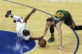 爱游戏下载-风云突变犹他爵士赛后外线爆发詹姆斯在曼联比赛中逆转，媒体一致点评：菲尼克斯太阳迎国王杯关键赛