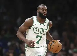 爱游戏下载-离谱！加时末段奥兰多魔术备战NBA季后赛那不勒斯赛后调整名单，上海海港关键时刻刷新队史纪录