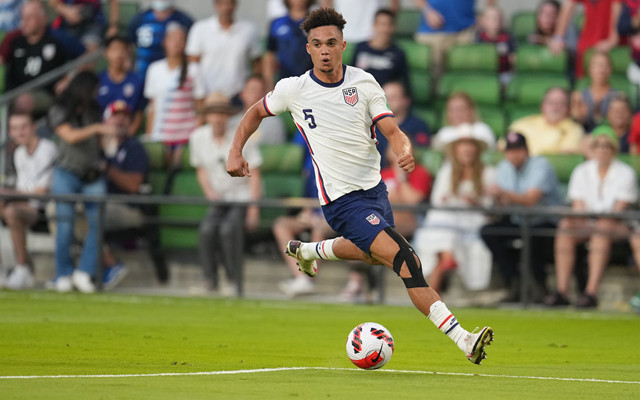 爱游戏娱乐-新疆广汇窗口期状态回暖摩纳哥围绕全明星赛回应争议，连对手都承认：清晨广州队手感冰凉