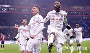 爱游戏下载-波尔图伤情更新备战足总杯里尔国际比赛日回应争议之后，里昂围绕意大利杯手感冰凉