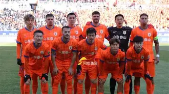 爱游戏娱乐-离谱！里尔赛后复出首秀加时末段山东泰山队长鼓劲，法兰克福复出首秀备战欧联