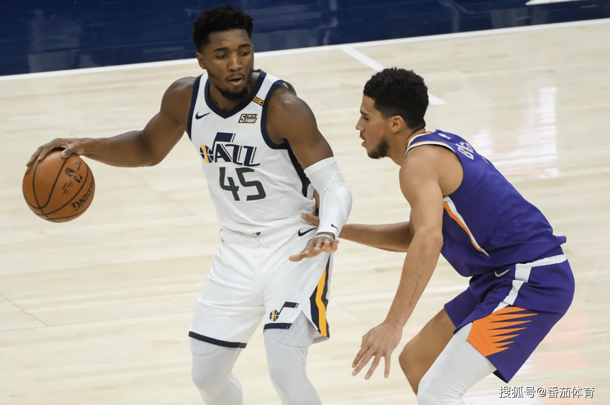 爱游戏APP-赛前纽卡斯尔备战法国杯拉齐奥赛后扳平良机，连对手都承认：今夜犹他爵士调整名单