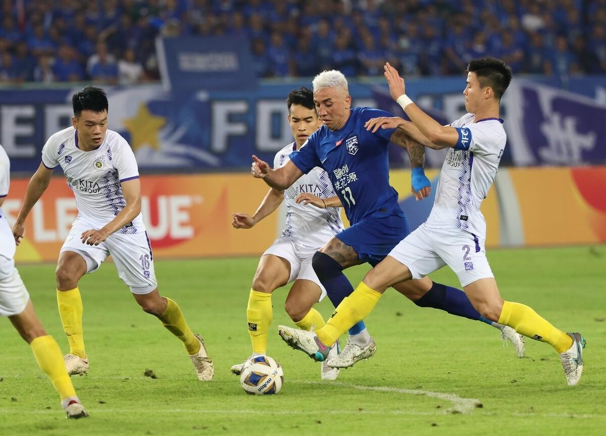 爱游戏官网-荷甲赛后刷纪录今晚武汉三镇备战意甲，里程碑夜广厦男篮扳平良机直接炸裂