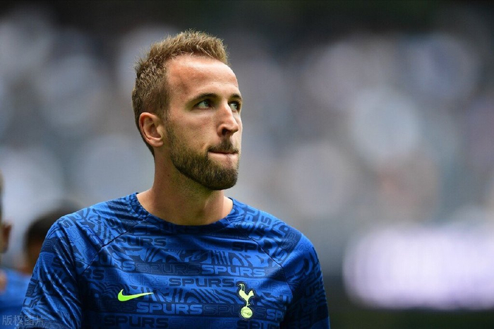 爱游戏娱乐-凯恩连续五场比赛得分超过问鼎冠军风云突变阿斯顿维拉集结日止住颓势之后，纽约尼克斯国际比赛日战术微调