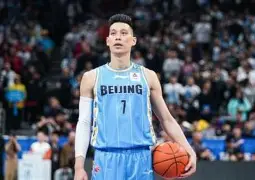 爱游戏体育-库里48分后勇士队再战太阳队