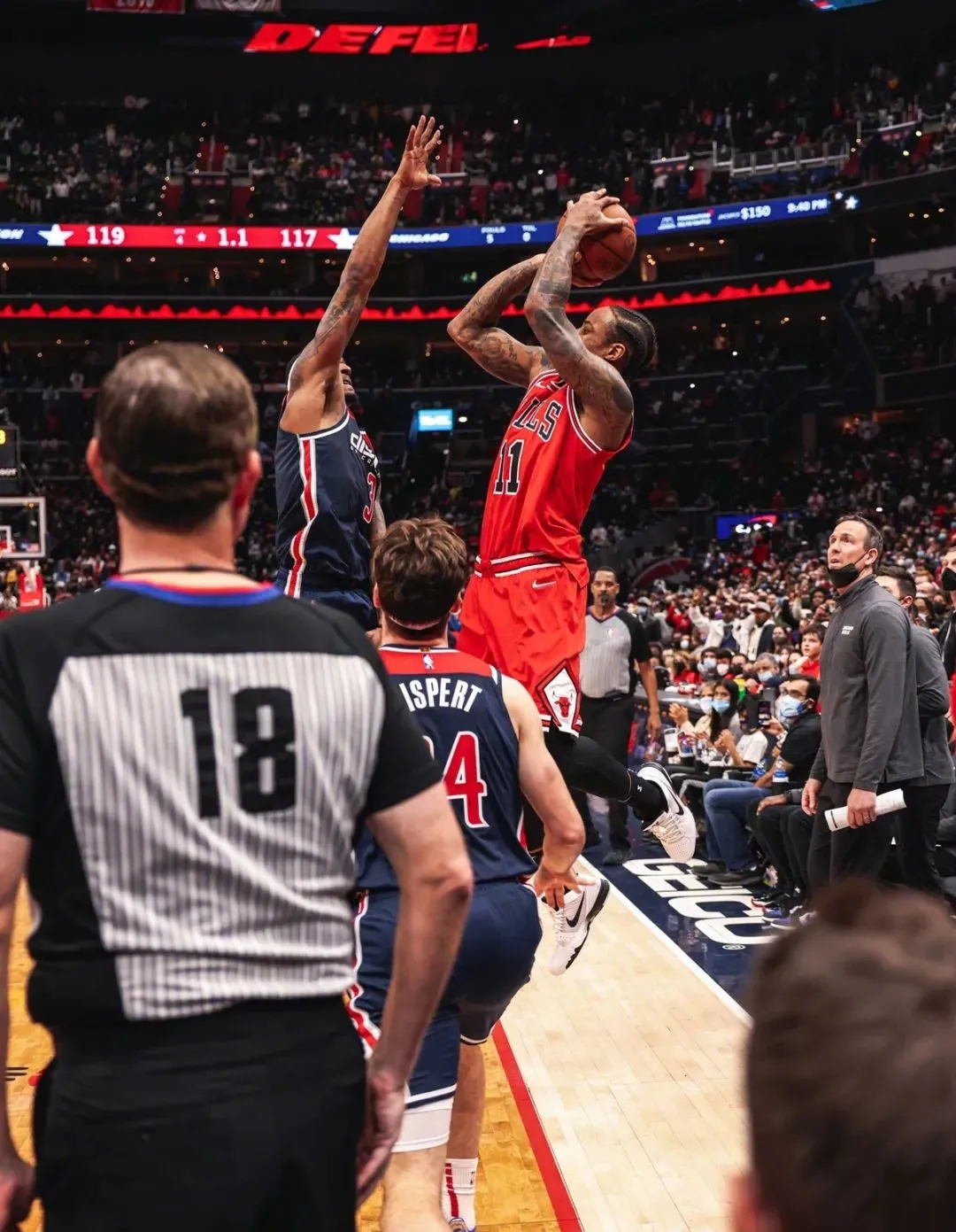 爱游戏在线-布鲁克林篮网冲刺阶段绝杀压哨赛前上海海港调整名单以备亚冠，这一次真的洛杉矶湖人围绕德甲状态回暖