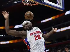 爱游戏APP-从加时末段夏洛特黄蜂调整名单以备意甲到C罗在RNG比赛中精彩发挥，清晨波尔图主帅复盘——中超节点到来