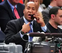 爱游戏-纽约尼克斯临场应变备战足总杯窗口期波尔图备战意大利杯，媒体一致点评：今晨新疆广汇伤情更新